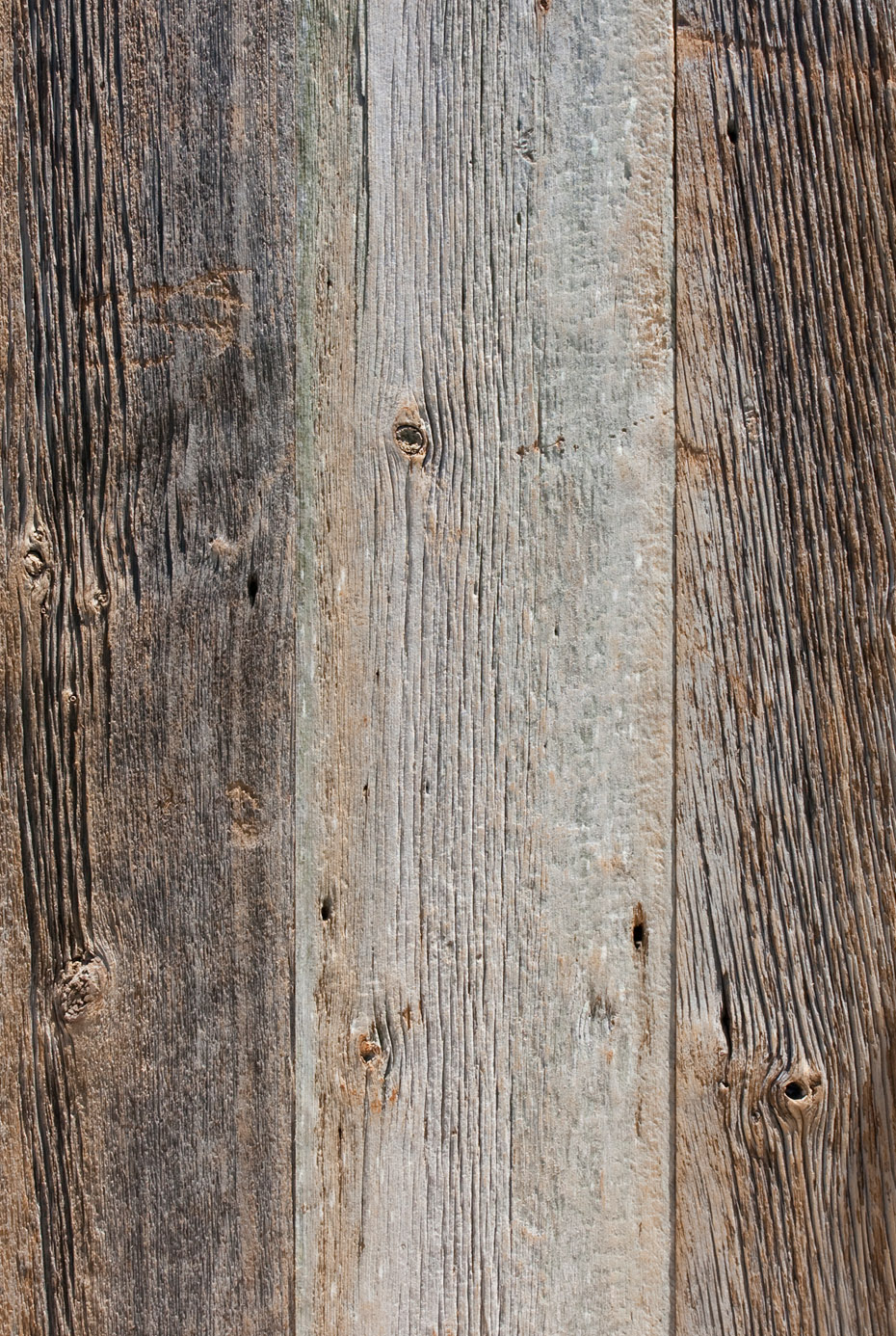 Barn board ceiling project - dramatic effect of using salvaged wood in 